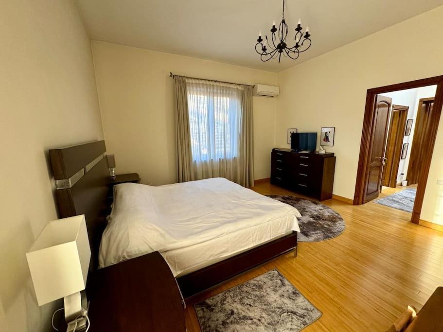 Touch The Sky Apartment Erywań Zewnętrze zdjęcie